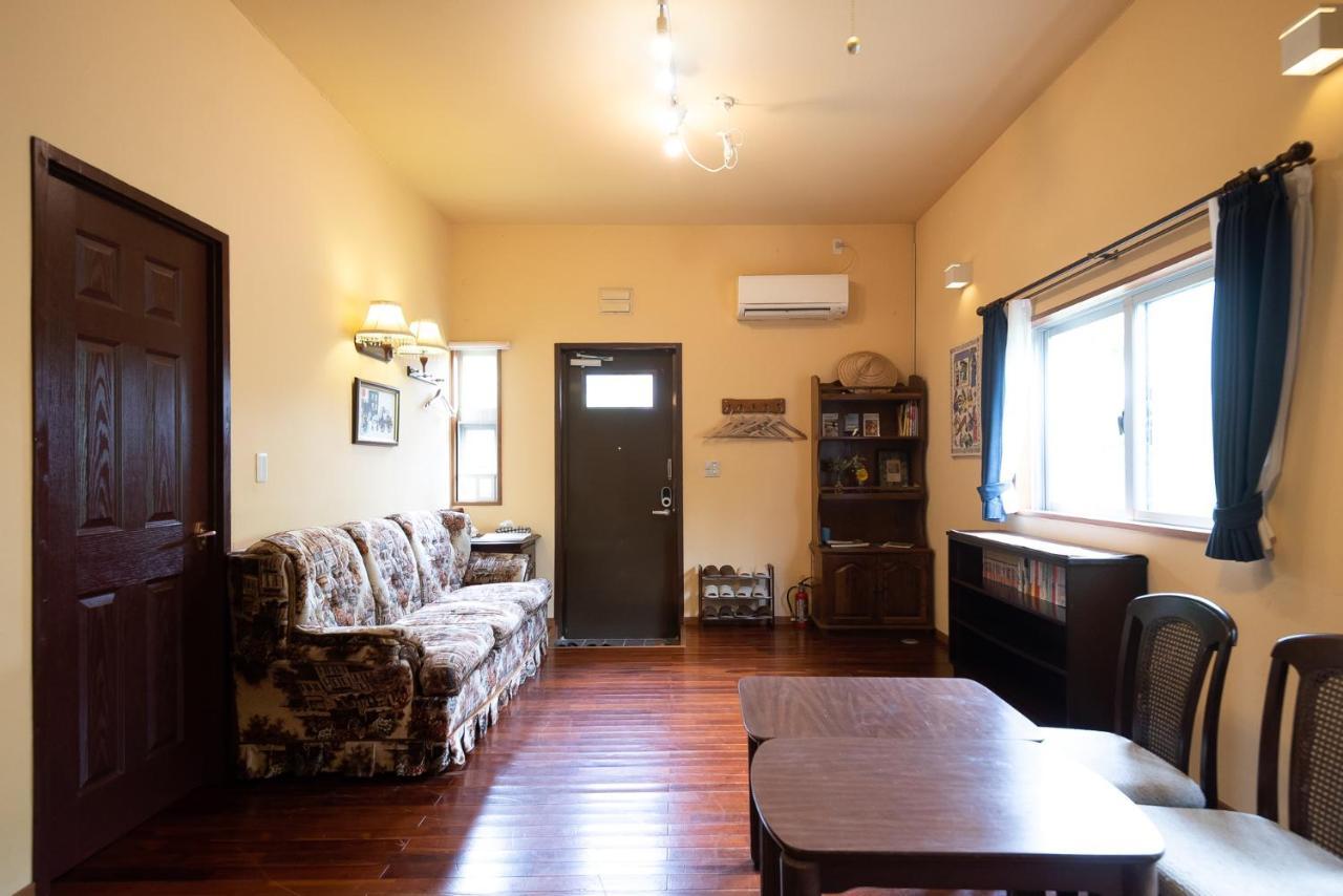 コテージなかどまり Apartment Onna Luaran gambar
